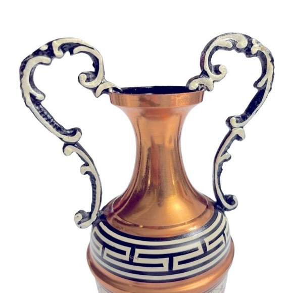 Vintage Hand Painted
Copper/Brass 6" Bud Vase
Made in Greece - Picture 7 of 12